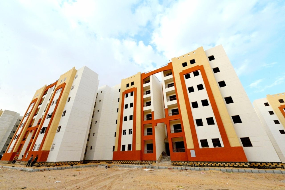 الإسكان: جارٍ تنفيذ 321 ألف شقة بالمدن الجديدة