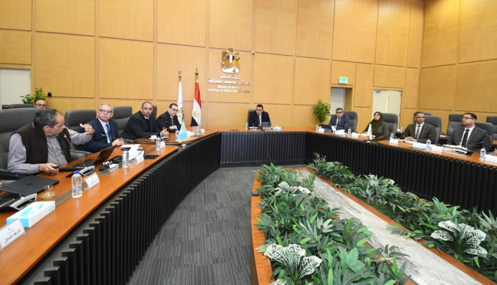 وزير الإسكان يستعرض مع سيتي إيدج خططها التسويقية لبعض مشروعات هيئة المجتمعات العمرانية