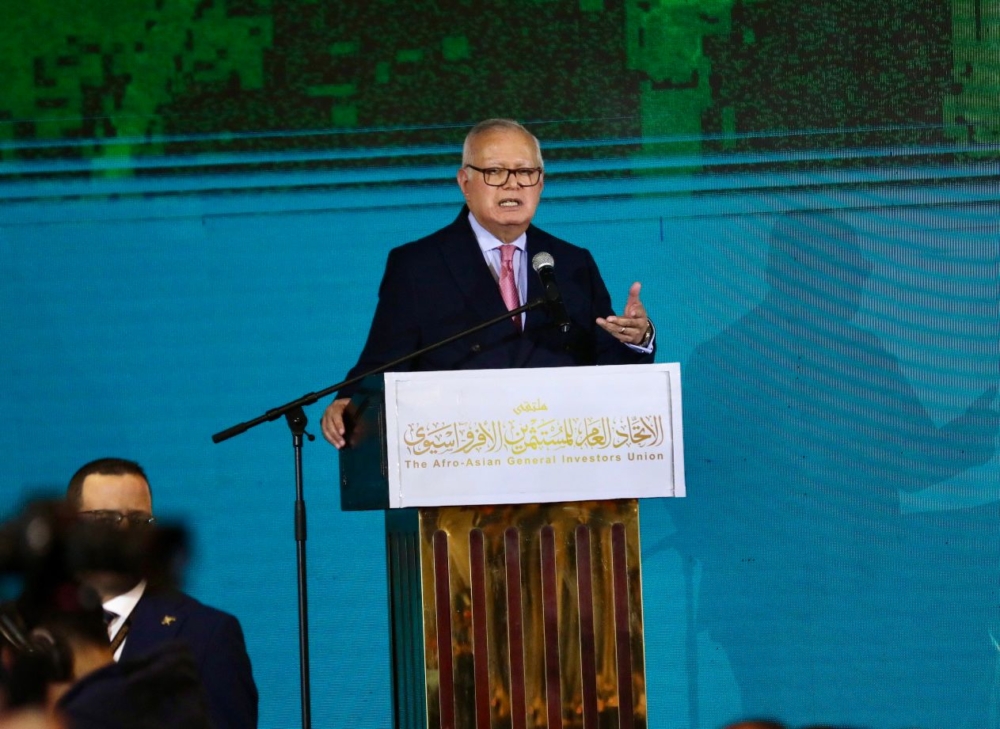 محمد العرابي: سنعمل على إعادة إعمار مناطق النزاعات مثل غزة والسودان وليبيا (صور)