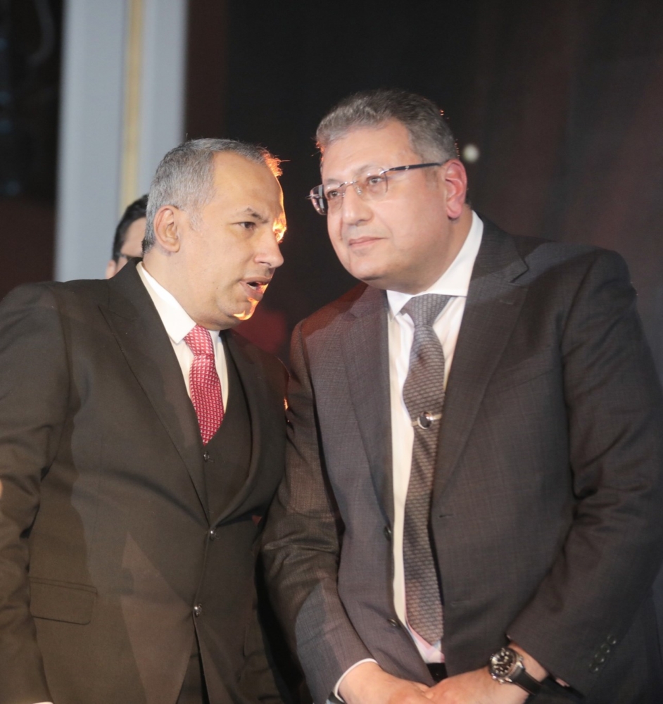 محمد سويد يكتب: مكاسب طارق شكري.. وطوق نجاة الركود العقاري