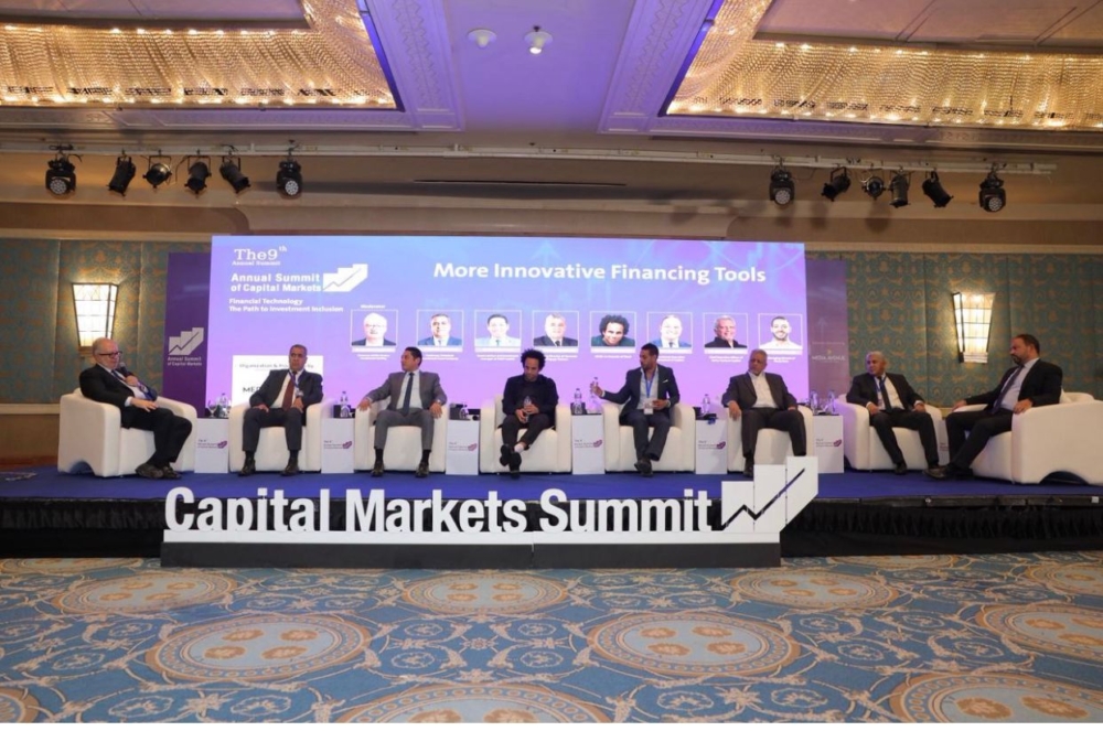 من الادخار إلى الاستثمار.. كيف تغيرت نظرة المصريين إلى الذهب والعقارات؟.. رواد أعمال يجيبون