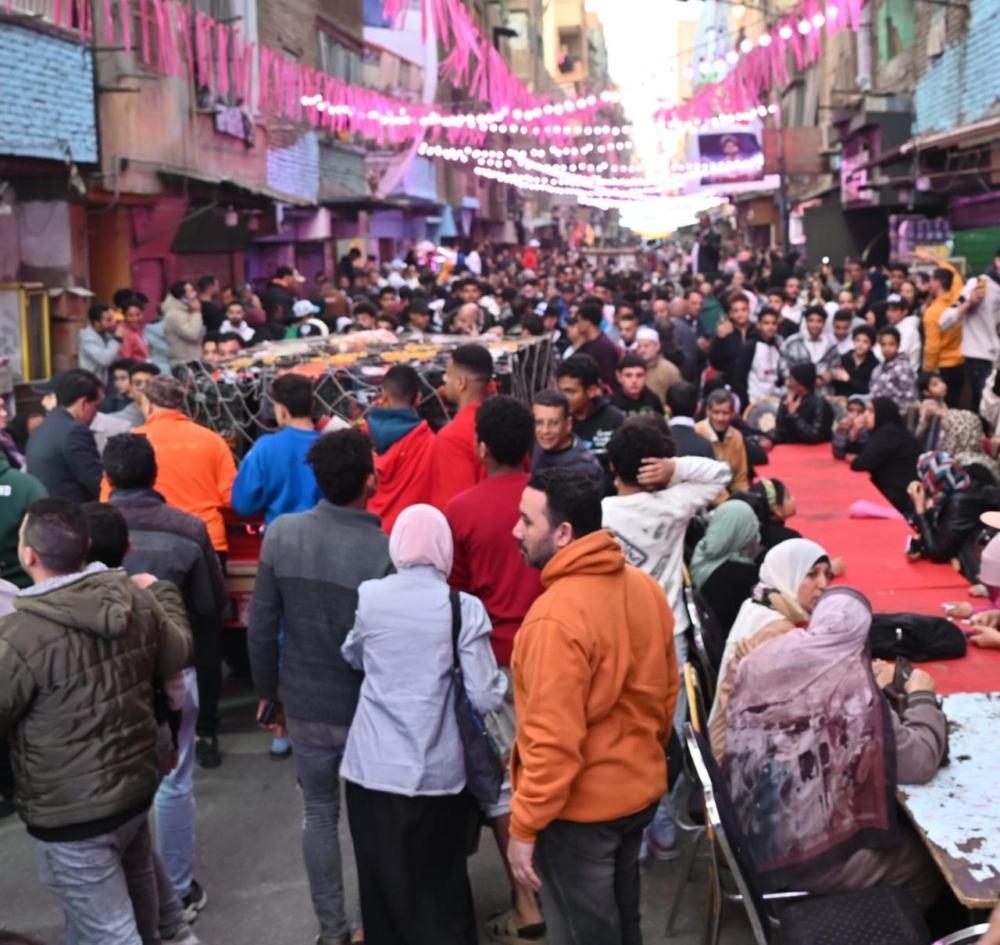 على غرار المطرية، مائدة إفطار عملاقة في إمبابة بمشاركة 20 ألف مواطن